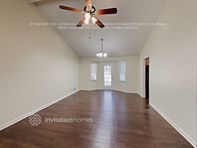 Building Photo - 1387 Williamsburg Ln