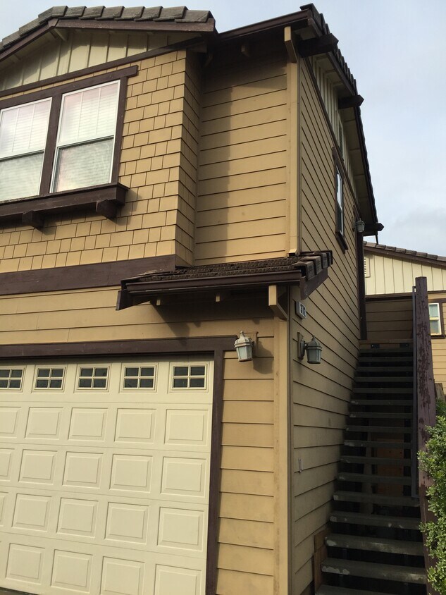 Primary Photo - 376 W Moraga St