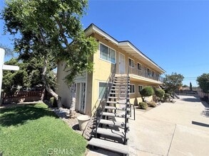 Building Photo - 316 N San Gabriel Ave