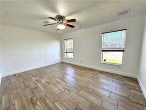 Building Photo - 1300 SW 22nd Ave