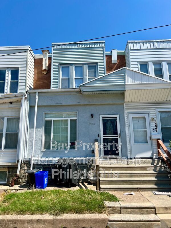 Building Photo - 6241 Larchwood Ave
