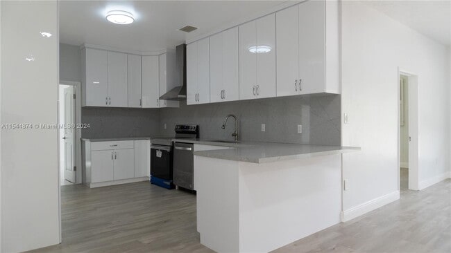 Building Photo - 8320 SW 118th Terrace