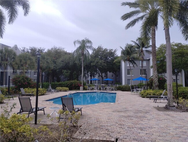 Foto del edificio - 620 SW 111th Ave