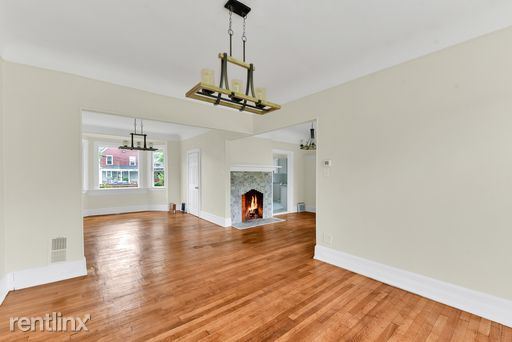 Foto del edificio - 3 br, 2 bath House - 322 King St