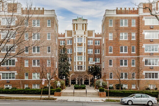 Foto del edificio - 3901 Connecticut Ave NW