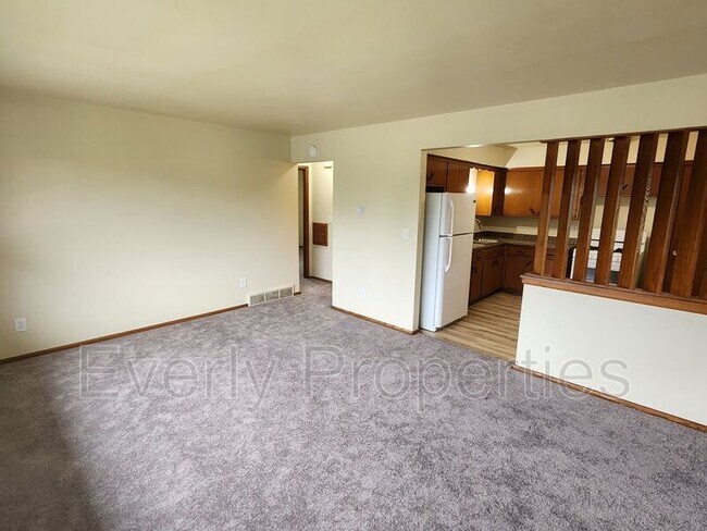 Foto del edificio - 10913 W Hampton Ave