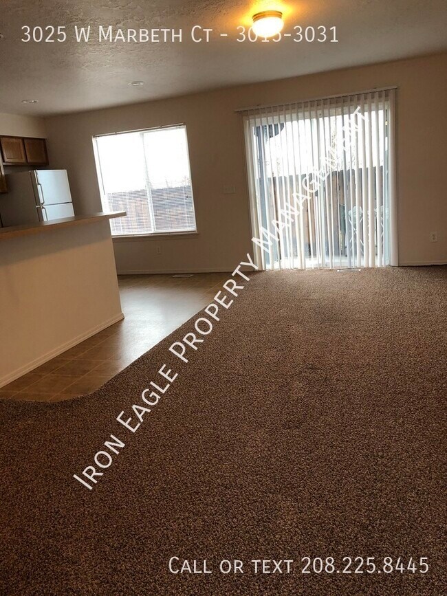Foto del edificio - 3025 W Marbeth Ct