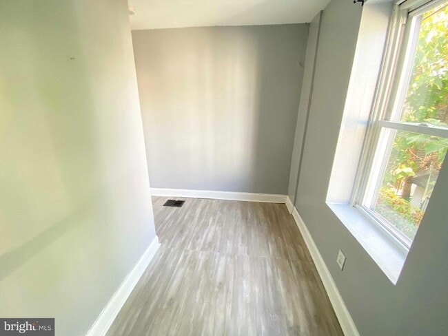 Building Photo - 3050 Hartville St