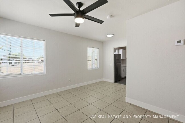 Foto del edificio - 1038 N 16th St