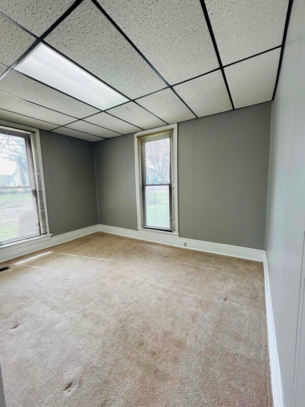 Building Photo - 310 Montague St