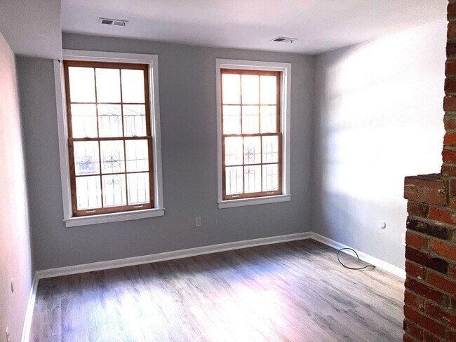 Building Photo - 508 South Juniper Street