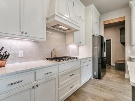 Foto del edificio - 18704 Neri Dr