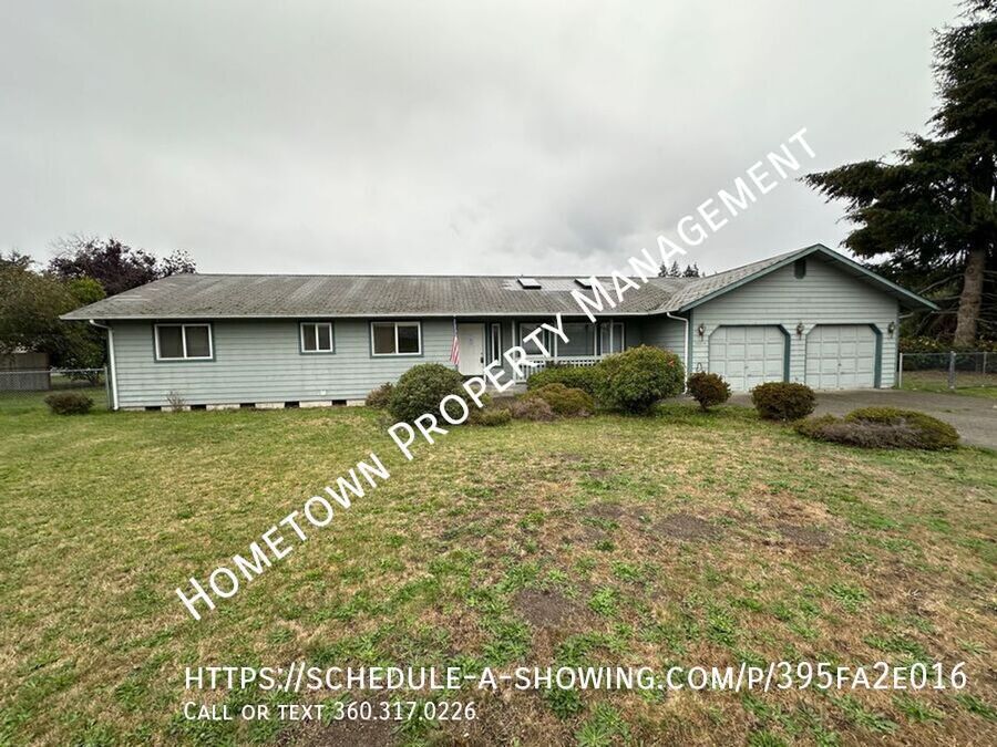 Primary Photo - Rambler With 3 + Bedrooms, 2 Full Baths on...