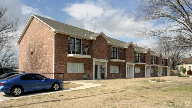 Copy of (1) - 255 N Dallas Ave