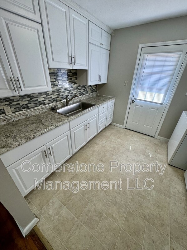 Foto del edificio - 1611 W 22nd Terrace