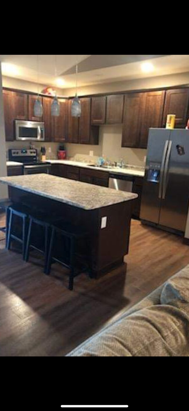 Kitchen - 315 Sunflower Dr