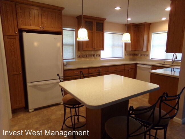 Foto del edificio - 2 br, 1 bath House - 2645 Field St