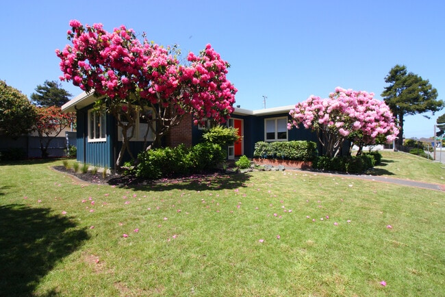 Foto del edificio - 1844 Heather Ln