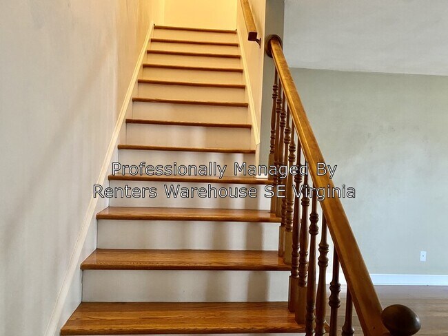 Foto del edificio - 1609 Laurel Ave