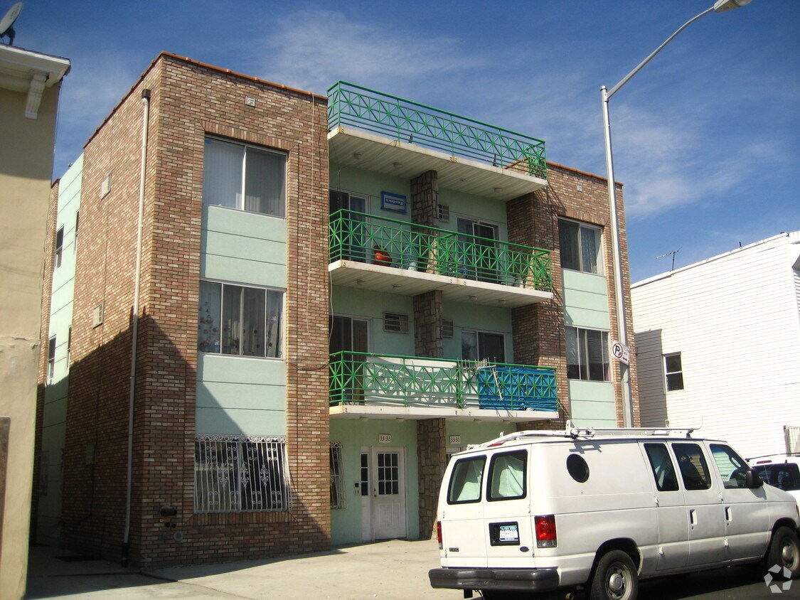 Primary Photo - 33-32 103rd St