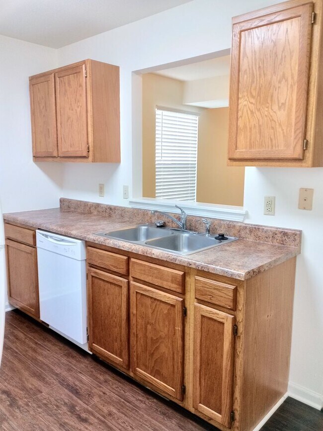 Foto del edificio - 3527-3529 Prescott Dr.