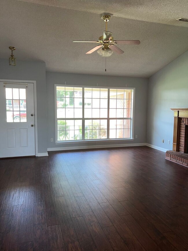 Building Photo - 3 br, 2 bath House - 2840 Quail Cove