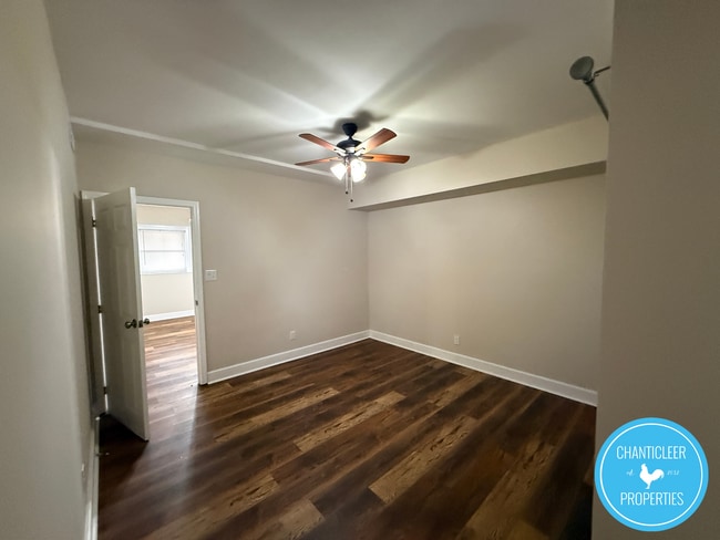 Foto del edificio - 1729 Gyro Dr