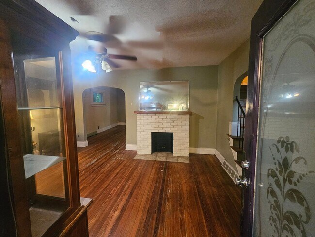 Foto del edificio - OWNER FINANCE! NO BANK QUALIFYING! NO CREDIT CHECK!