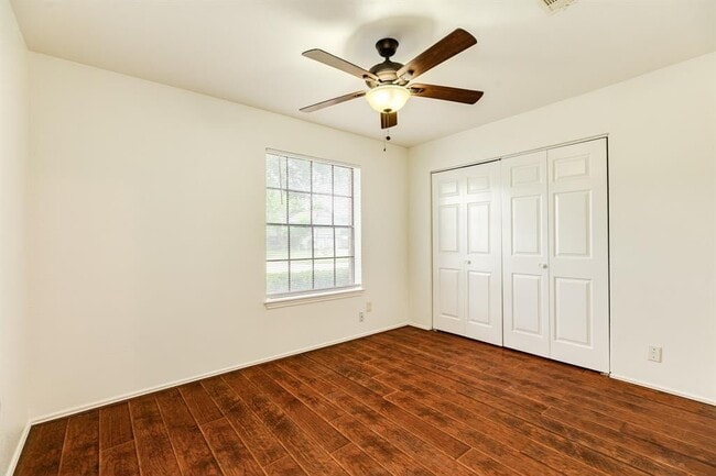 Photo - 10506 Green Valley Ln (Houston, TX) House