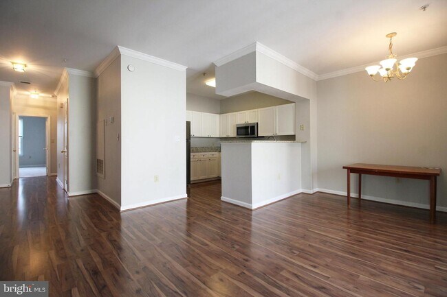 Building Photo - 12905 Alton Square