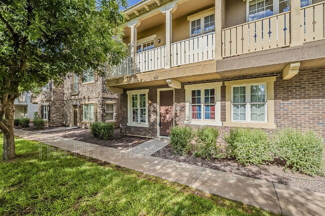 Photo - 885 S Osborn Ln Townhome