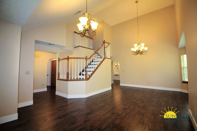 Building Photo - Exquisite 4 Bedroom Home in Bluewater Bay