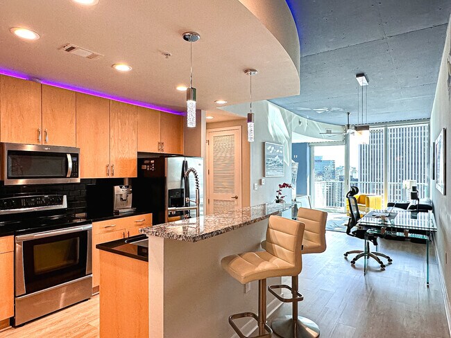 Foto del edificio - 777 N Ashley Dr