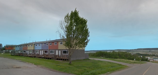 Building Photo - Dawson Townhomes