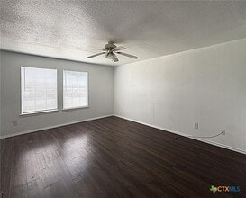 Building Photo - 5709 Redstone Dr