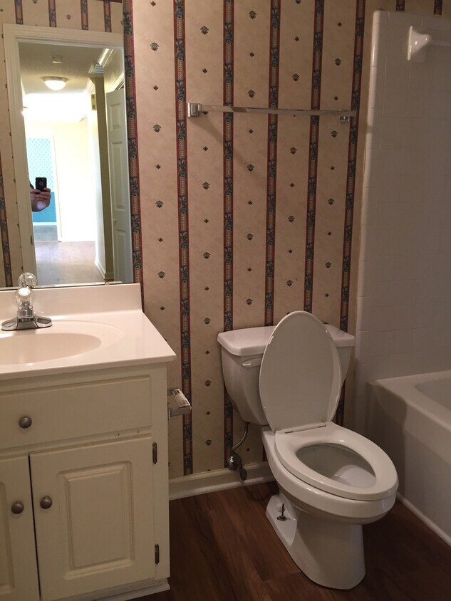 Foto principal - 6 Pearle Brook Ln