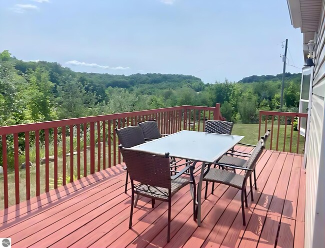 Building Photo - 6141 E Hoxie Rd