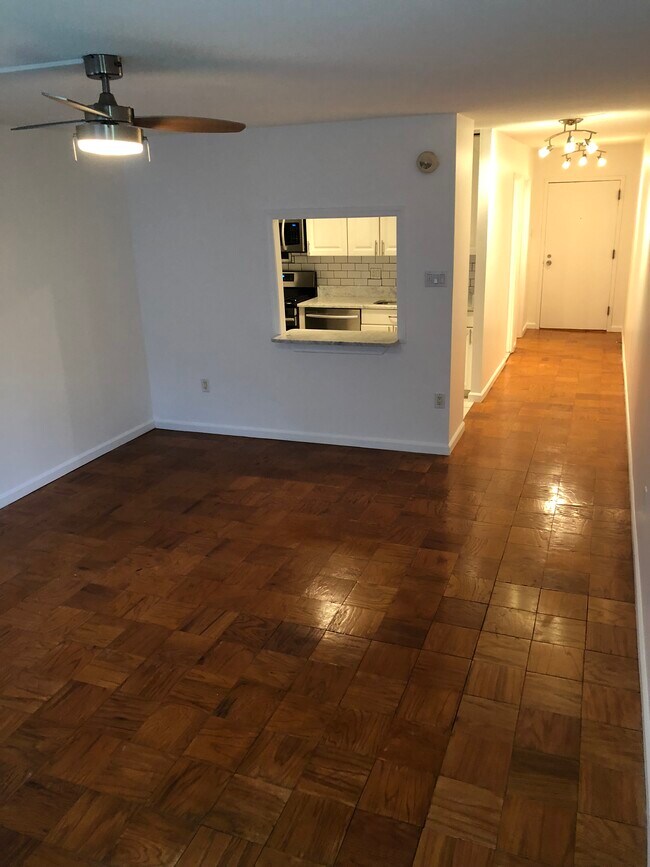 Apartamento estudio 116 - 1301 20th St NW