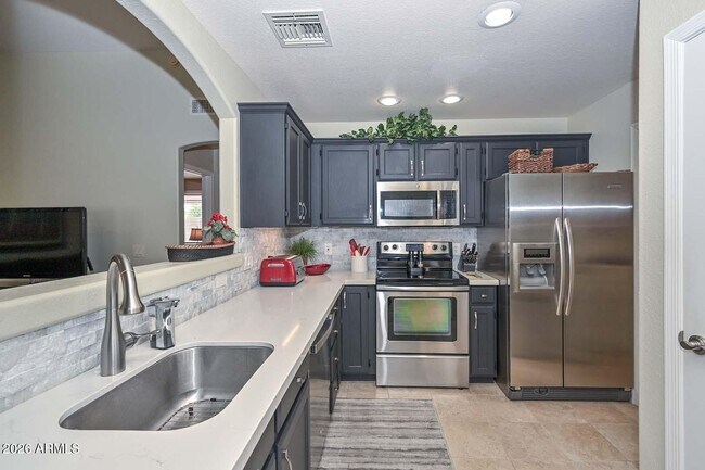 Foto del edificio - 20341 N 105th Ave