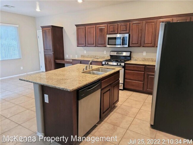 Building Photo - 3 br, 2 bath House - 1021 Railroad Flat Ct