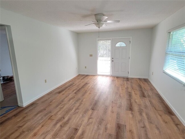 Building Photo - 213 71st St