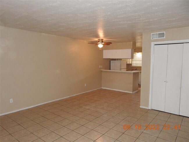 Building Photo - 6305 Westward St