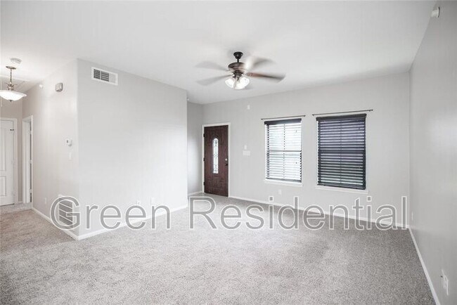 Building Photo - 13165 Snow Ln