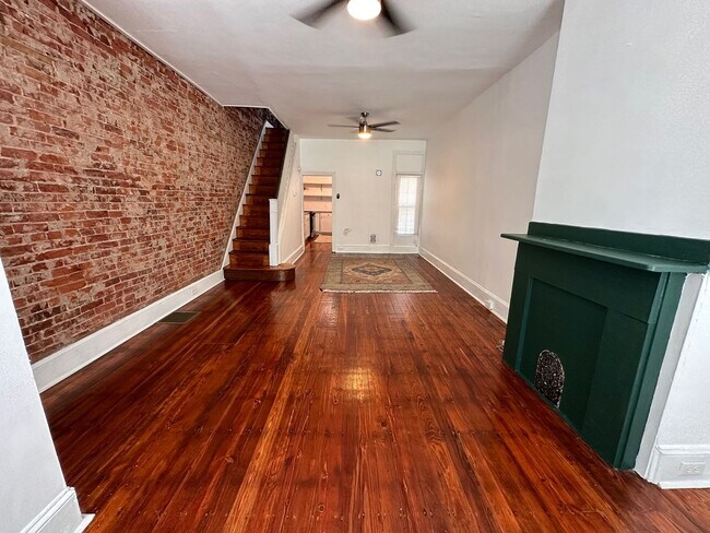 Foto del edificio - Old charm mixed with new finishes. Beautif...