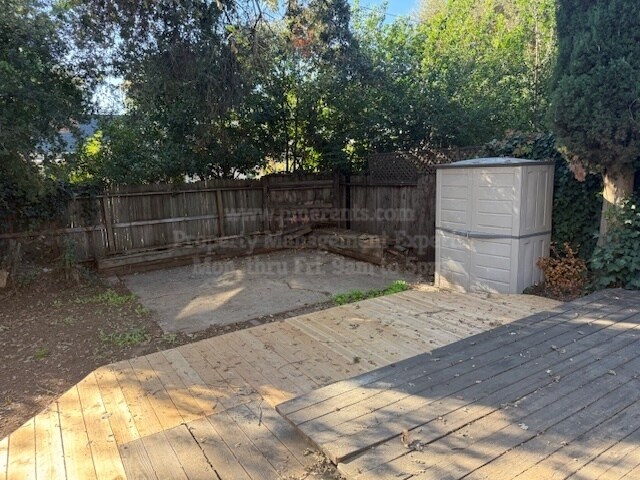 Foto del edificio - 2615 Crafton Way