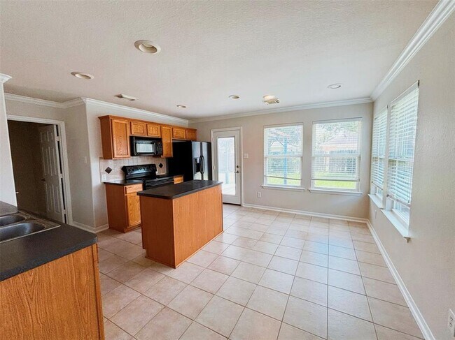 Building Photo - 21623 Gannet Peak Way