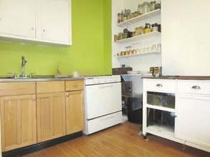 Building Photo - 89 Ryerson St