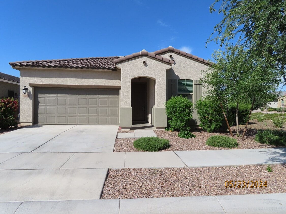 Primary Photo - Beautiful 4 Bedroom 3 Bath Home in Gated C...