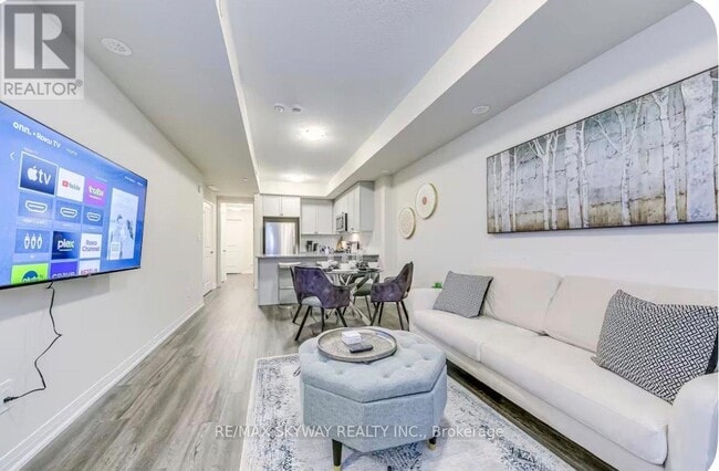 Photo du bâtiment - 1593 Rose Way