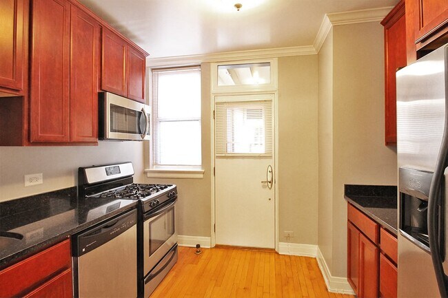 924S - 922-924 Ontario St.